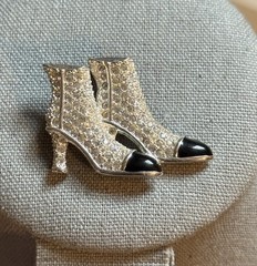 Vtg NAPIER Brooch Boots Shoe Silver Tone with Clear Rhinestone & Black Enamel