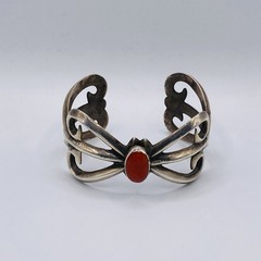 Vintage Navajo 925 Sterling Silver Sand Cast Red Coral Cuff Bracelet 58g 2.25”