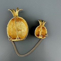 Vintage BSK Pineapple Brooch Double Pin Gold Tone Figural Connected 5″ Chain
