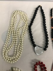 13 VINTAGE ASSORTED BEAD NECKLACES