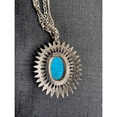 Vintage Signed Celebrity Silver Tone Faux Turquoise Starburst Pendant Necklace