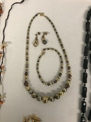 13 VINTAGE ASSORTED BEAD NECKLACES