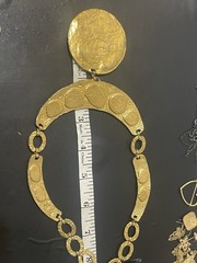 Vintage Large Gold Tone Modernist Necklace W Green Stone Accents Hammered