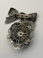 Vintage Deco Style Silver & Black Cameo Dangle Pin Brooch