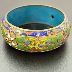 Vintage Womens Bangle Bracelet 2.5in Multicolor Cloisonne Enamel Floral Jewelry