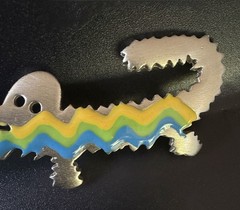 TC Signed Enamel Anthropomorphic Alligator Brooch Pin Silver Cute Character 80’s