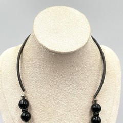 Vintage Boho Black Bead Collar Necklace Silver Tone Filigree Toggle 18″ Classic