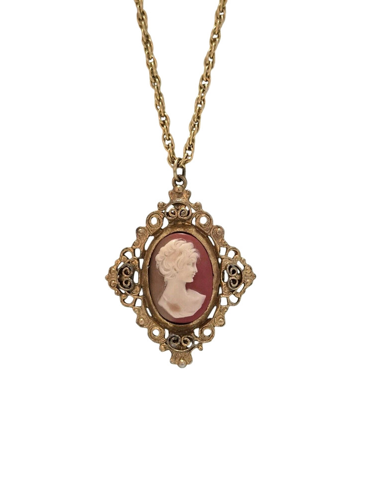 Vintage 23″ Gold Tone Rope Chain Necklace w/ Cameo Medallion Pendant