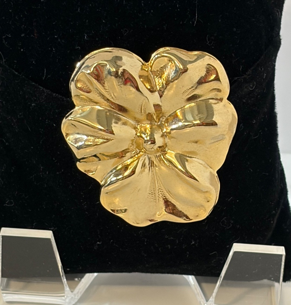 Scarf Clip Gold Tone Pansy Flower Hinged Vintage