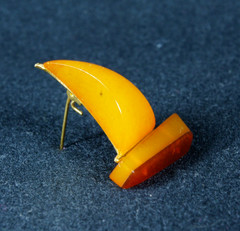 Vintage Soviet Amber Brooch. Sailboat. Kaliningrad. Made in USSR (№1218)