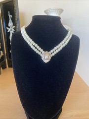 Vintage Pearl Necklace Crystal Halo Pendant Estate Jewelry Pre-Owned Glamourous