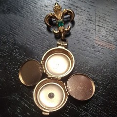 Vintage Coro Pegasus 4 Way Picture Locket Brooch Pin Chatelaine Fleur-de-lis