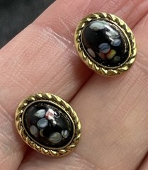 Vintage Colorful Black Lucite Cabochon Gold Tone Metal Earrings