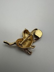 Vintage Gold Cat Kitten Playing With Black Ball Brooch 4.5cm JB6