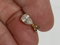 14kt Yellow Gold Pendant Tear Drop Clear Stone Unknown Hallmarked On Back
