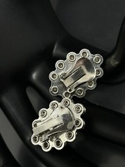 Vintage READ Clear Crystals Rhinestones Prongs SilverTone Clip On Earrings 1”