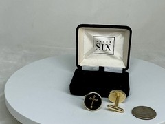 Excellent MENS Christian Cross Cufflinks -Vintage with Original Box
