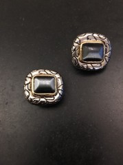 Designer Look Gold Silver Tone Dark Grey Black Cabochon Clip On Earrings 1”