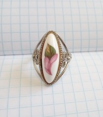 Vintage Beautiful Ring Ukraine Women’s Jewelry size 8.5
