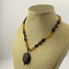 Vtg Genuine Brown Gold Tiger Iron Pendant Yellow Citrine Beaded Necklace Sz 17″
