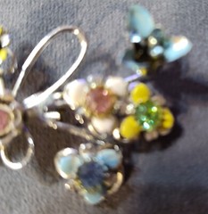 Vintage Beautiful Flower Rhinestone Brooch Pink White Blue Yellow Green Special