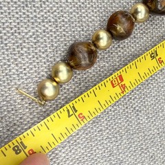 Vintage Necklace Marbled Acrylic Beads Gold Tone Metal Leaf Pendant 17 Inches