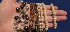 Vintage Mod Freshwater Pearl Jewlery Lot Of 8.
