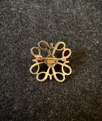Vintage 10 K Yellow Gold Avon Service Award Pin With Natural Sapphire Stone