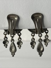 Ben Amun Signed Silver Tone Engraved Medallion Earrings W Three Teardrop Dangles