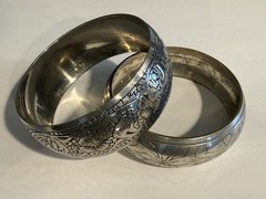 LOT OF 2 VINTAGE ETCHED SILVER PLATED PEWTER WIDE BANGLE BRACELETS