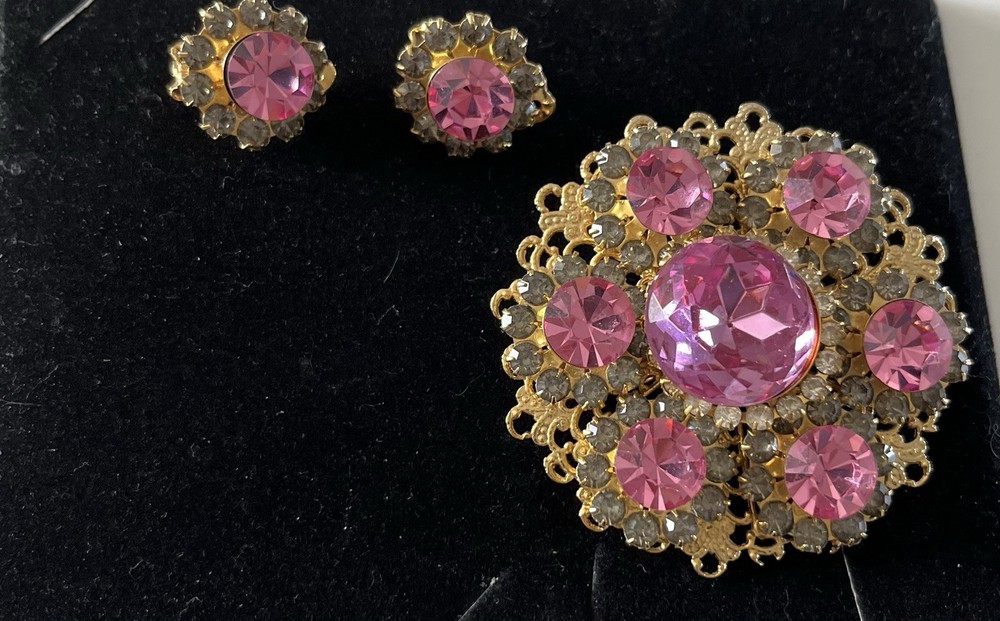 Vintage Pink Rhinestone Brooch and Matching Clip On Earrings Set