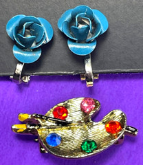 Vintage Artist Paint Palette Pin/Brooch and Purple Rose Earrings Clip jn