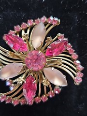 Vintage Prong Set Rhinestone Brooch Pin Pink Opalescent Cabochon Layered