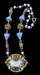 Czech Art Nouveau Deco Periwinkle Cornflower Blue Opine Glass Floral Necklace
