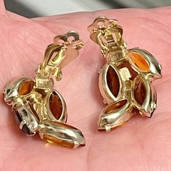 Vintage Corbel Jewelry Brand Rhinestone Brooch Earring Set On Cards Unworn 1960s