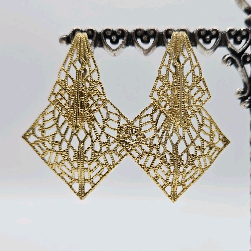 Filigree Design Dangle Gold tone Pierced Earrings Asymmetrical 2 in Drop
