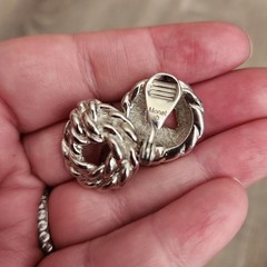 Vintage Monet Silver Tone Knotted Rope Clip-on Earrings Round Wreath