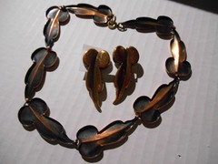 Modernist Vintage MCM Renoir Copper Leaf Link Necklace Choker & Clip Earrings
