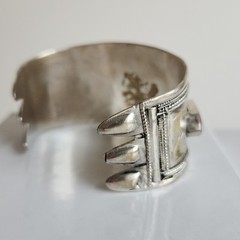 Vintage Tribal Cuff Bracelet | Mixed-Silver 800-900 Content | Red Carnelian Acce