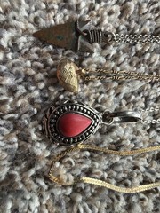 Lot of 4 Assorted vintage Necklaces Including R.C. Pendant value~85$
