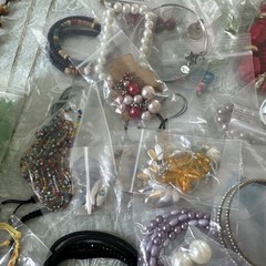 Huge Vintage Costume Jewelry Lot. $900+ Retail. Too For Pictures-107 Pieces