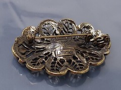 Vtg Kathy Levine LaVintage Multicolor Rhinestone Bronze Color Statement Brooch