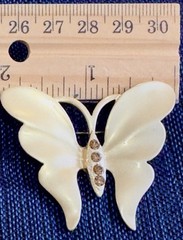 Vintage Satin Gold Butterlfy Brooch Topaz Rhinestones Pin Warm Colors No Brand