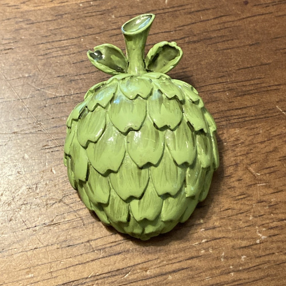 Vintage Mid Century Green Coro Artichoke Brooch Pin Enamel Metal 2.5in