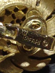 1955-1969 CROWN TAFARI ALFRED PHILIPPE Flower Pin Brooch Clip Earrings Set Vgt
