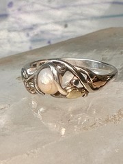 Black Hills Gold ring size 8 Pearl leaves band sterling silver women