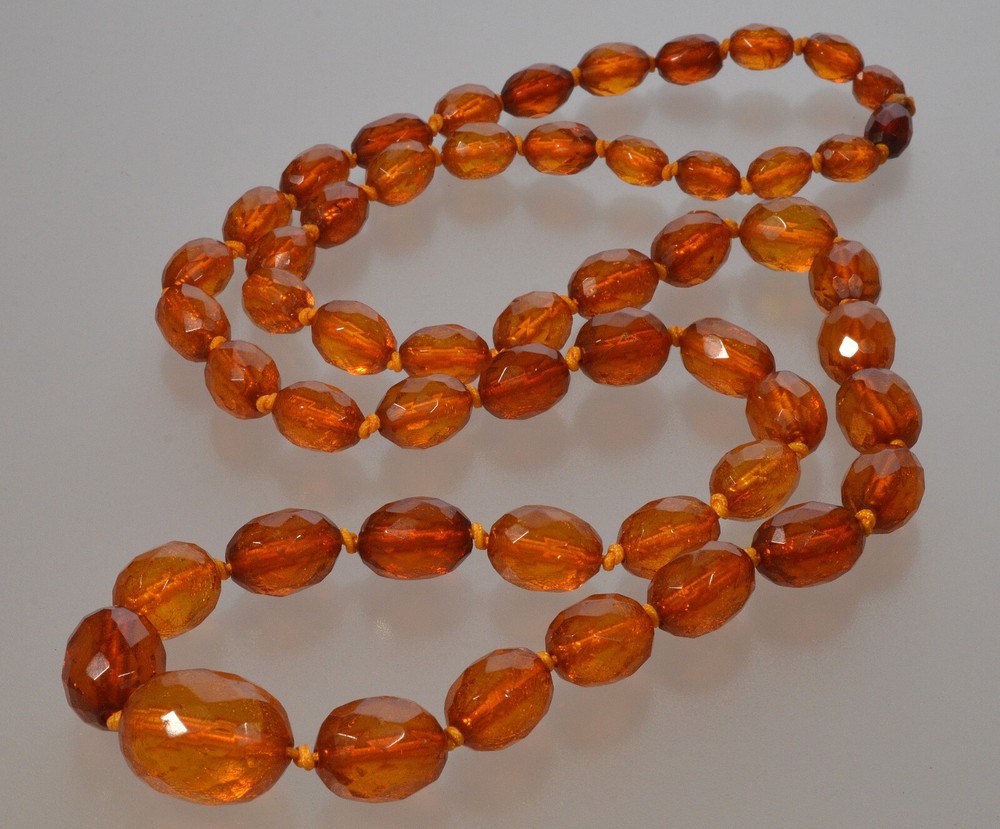 NATURAL FACETED HONEY AMBER BEAD NECKLACE C.1950