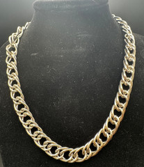 Chunky Silver Tone Twisted Curb Link Choker Necklace Adjustable 11″ Statement