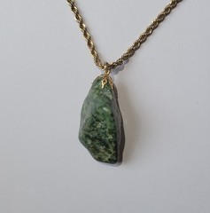 Genuine Green Epidote Polished Stone Pendant 36in Gold Tone Monet Chain Necklace