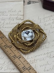 Large Brooch Goldtone Knotted Rope Clear Center Rhinestone VINTAGE 90s
